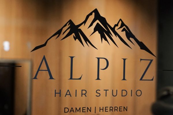 Alpiz Hair Studio